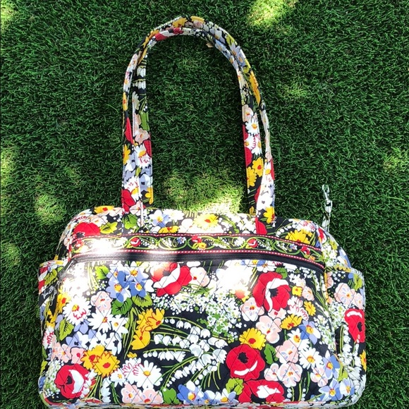 Vera Bradley Handbags - Vera Bradley Diaper bag with multiple pockets